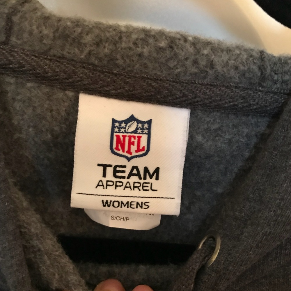 NFL Saints Hoodie - Picture 3 of 4